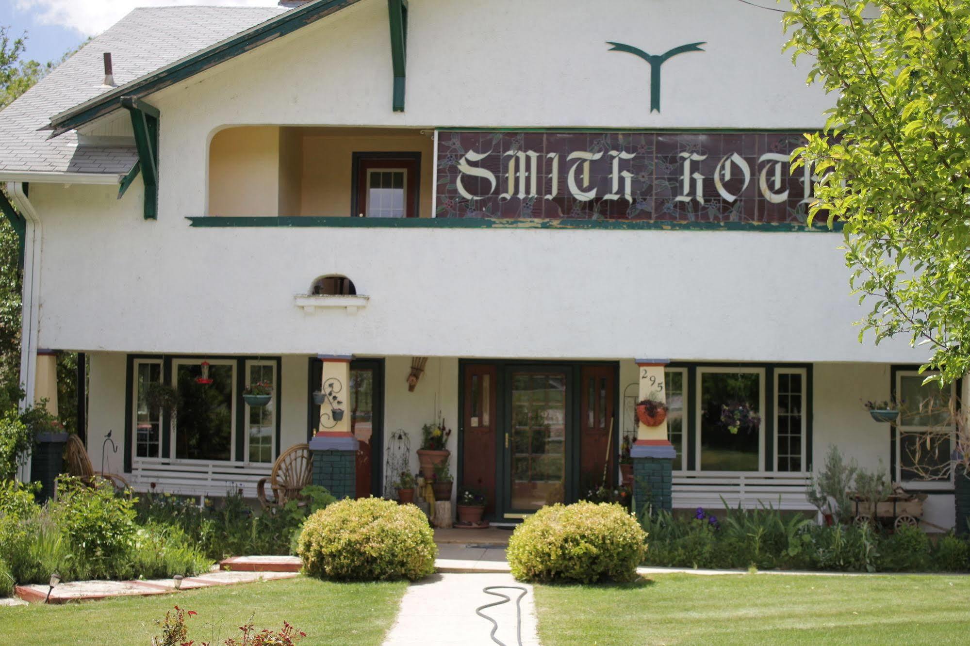 Historic Smith Hotel B&B 格伦代尔 外观 照片